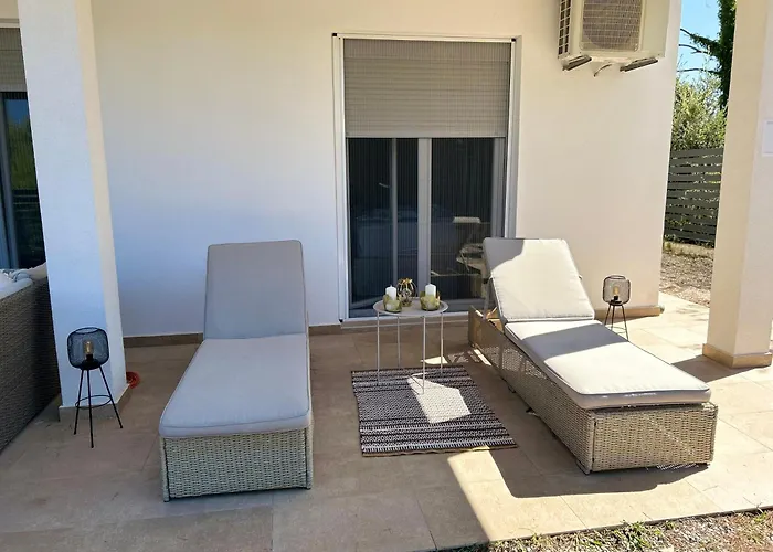 M Apartmán Petrcane